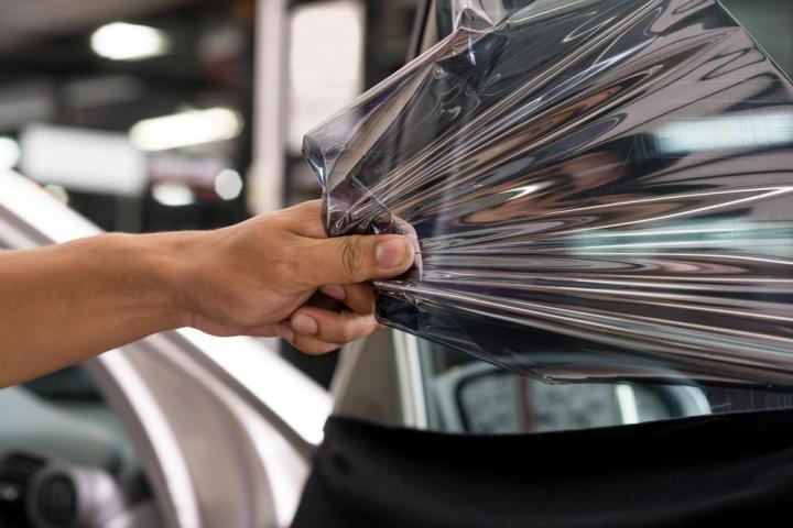 At MIAMI AUTO TINTING, we only offer the highest quality products and professional installation in car tinting to give your car a refreshing and stunning look.